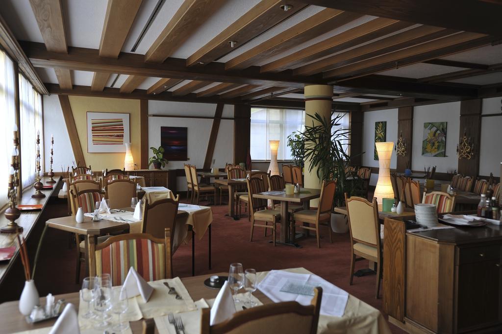 Hotel Restaurant Le Chalet Cortaillod Exterior foto